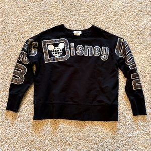 DISNEY WORLD SWEATSHIRT - Women’s Small